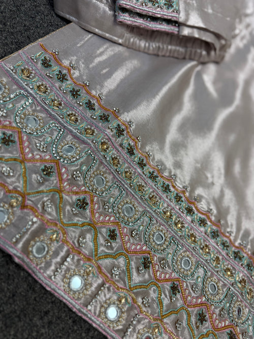 BOUTIQUE PIECE